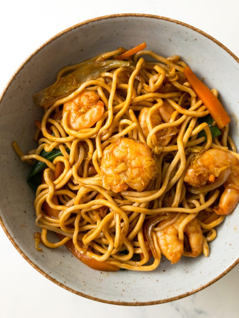 shrimp chow mein in a bowl