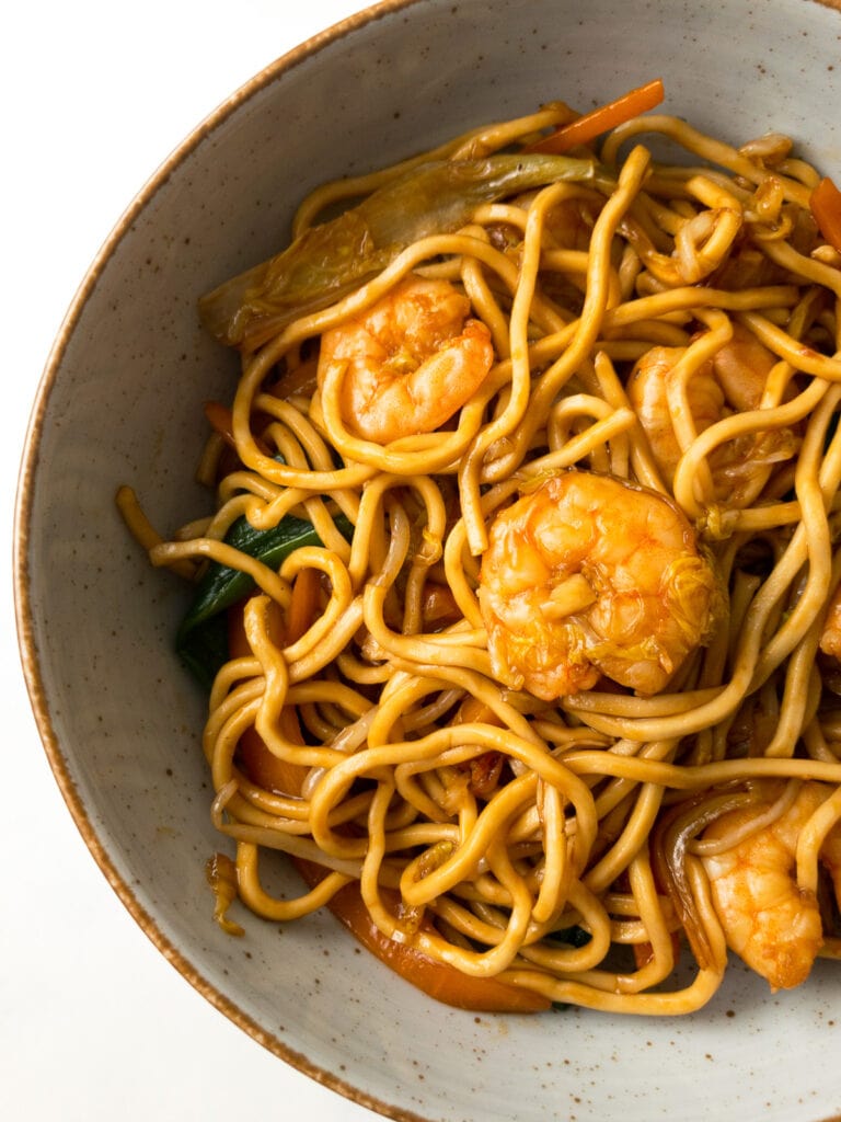 shrimp chow mein in a bowl